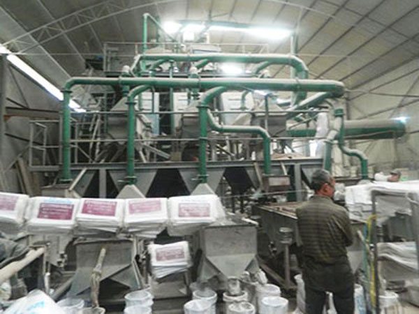 ���a(ch��n)�O��չʾ܇�g